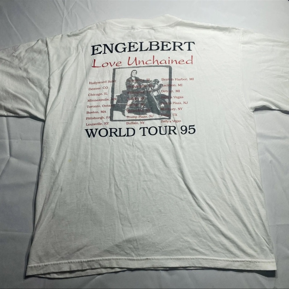 vintage 90s ENGELBERT HUMPERDINCK CONCERT TOUR Love Unchained T-Shirt XL rock
